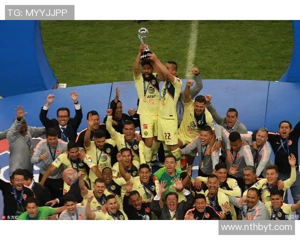 老虎大学与蓝十字墨超的激烈对决揭示了足球战术与团队精神的较量